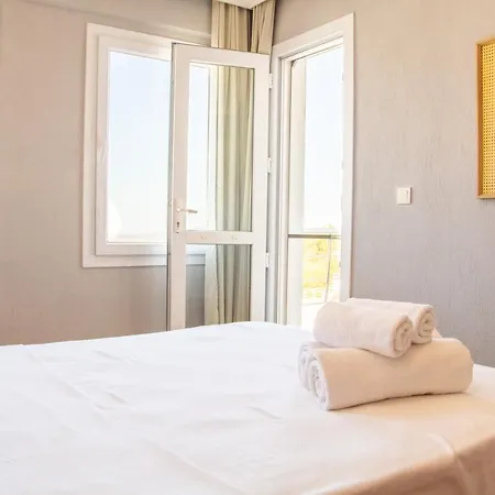 Villa House With Sea And Mountain View In Karaburun İzmir
